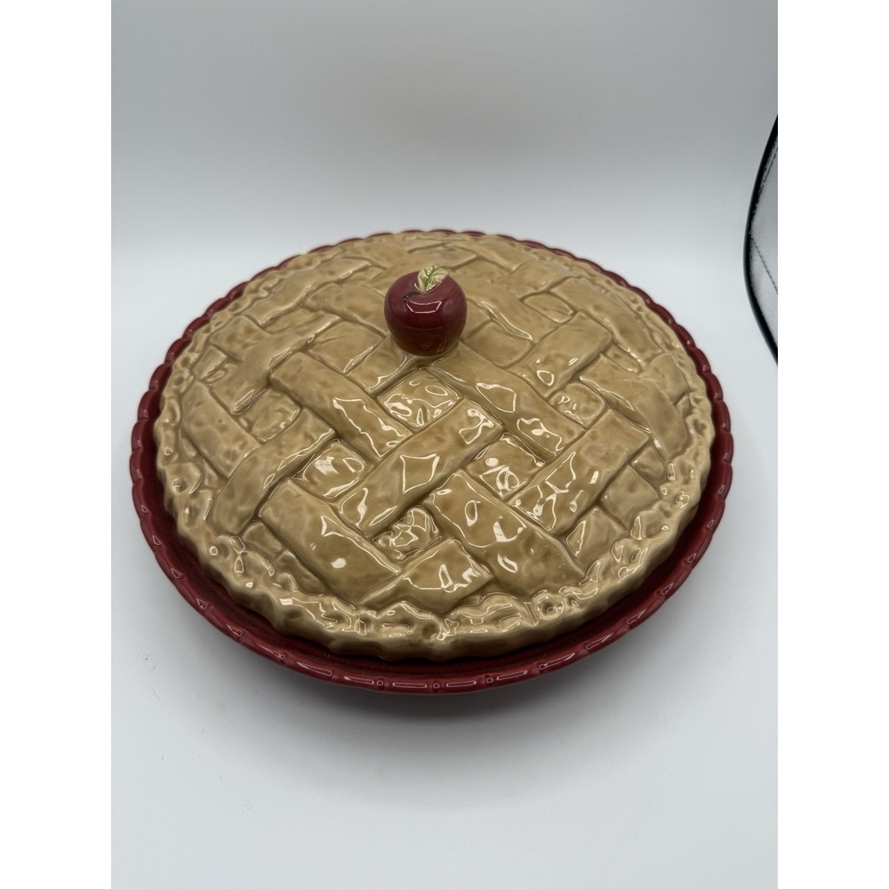 Home Essentials Ceramic Pie Dish with Lid Red Beige Microwave Dishwasher Safe‎